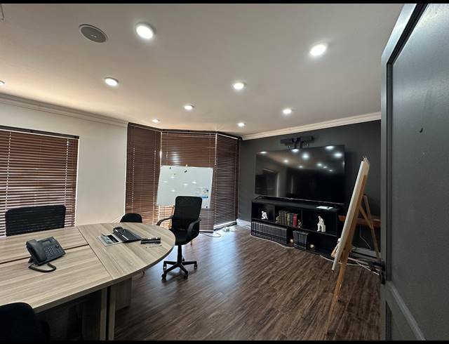 545M² OFFICE FOR SALE IN CENTURION CENTRAL